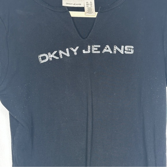 DKNY Jeans Black Embellished Logo Tee - Size XL - Cotton Blend Vintage 90s/00s - Picture 2 of 6